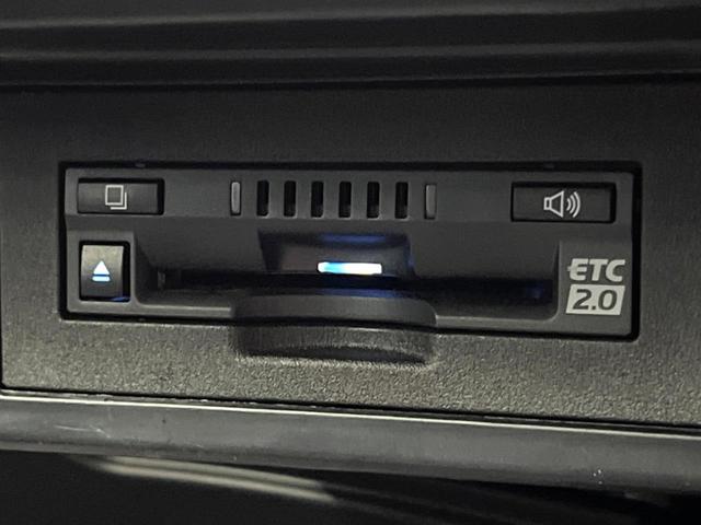 ランドクルーザープラド ＴＸ　Ｌパッケージ　マットブラックエディション　７人乗り　サンルーフ　９型ナビ　全周囲カメラ　衝突軽減装置　レーダークルーズ　禁煙車　黒革シート　シートエアコン　パワーシート　ドラレコ　コーナーセンサー　ドラレコ　車線逸脱警報（57枚目）