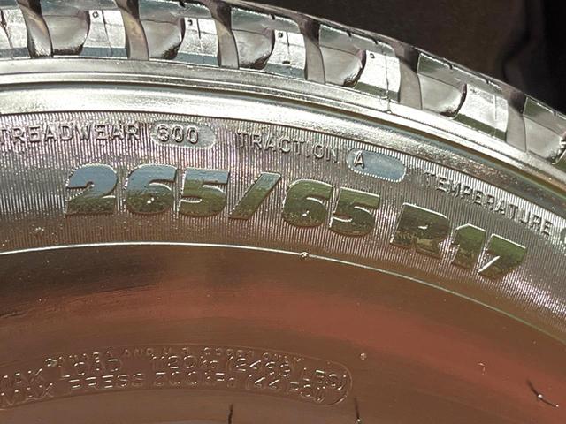 ランドクルーザープラド ＴＸ　Ｌパッケージ　禁煙　純正エアロ　純正９型ナビ　バックカメラ　セーフティセンス　レーダークルーズ　ベージュ革　パワーシート　シートベンチレーション　デジタルミラー　ＬＥＤヘッド　オートハイビーム　純１７アルミ　ＥＴＣ（29枚目）