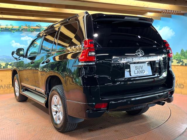 ランドクルーザープラド ＴＸ　Ｌパッケージ　禁煙　純正エアロ　純正９型ナビ　バックカメラ　セーフティセンス　レーダークルーズ　ベージュ革　パワーシート　シートベンチレーション　デジタルミラー　ＬＥＤヘッド　オートハイビーム　純１７アルミ　ＥＴＣ（63枚目）