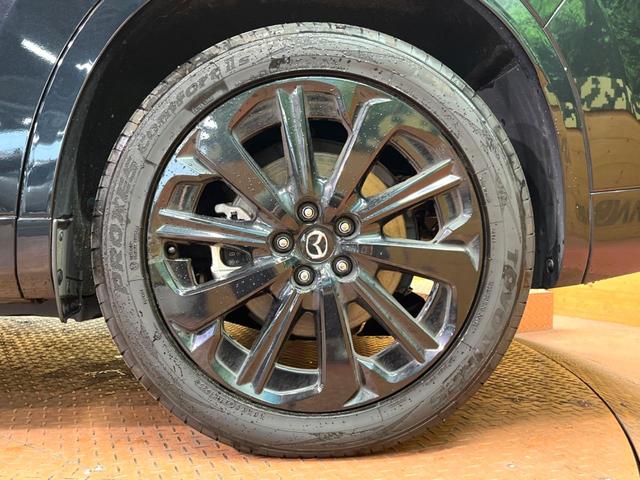 ＣＸ－６０ ＸＤ－ハイブリッド　プレミアムスポーツ　４ＷＤ　禁煙　サンルーフ　ＢＯＳＥサウンド　純正１２型ナビ　全周囲カメラ　ブラインドスポットモニター　レーダークルーズ　シートベンチレーション　ＬＥＤヘッド　オートハイビーム　純正２０アルミ　ＥＴＣ（29枚目）