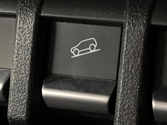 ジムニーノマド ＦＣ　禁煙車　セーフティサポート　レーダークルーズ　ダウンヒルアシスト　コーナーセンサー　ＬＥＤヘッド　フォグランプ　オートライト　シートヒーター　純１５アルミ　横滑り防止装置　アイドリングストップ（5枚目）