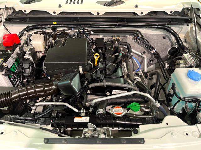 ジムニーノマド ＦＣ　禁煙車　純正８型ナビ　バックカメラ　セーフティサポート　レーダークルーズ　シートヒーター　ＬＥＤヘッド　ダウンヒルアシスト　コーナーセンサー　横滑防止装置　アイドリングストップ　純正１５アルミ　ＥＴＣ（19枚目）