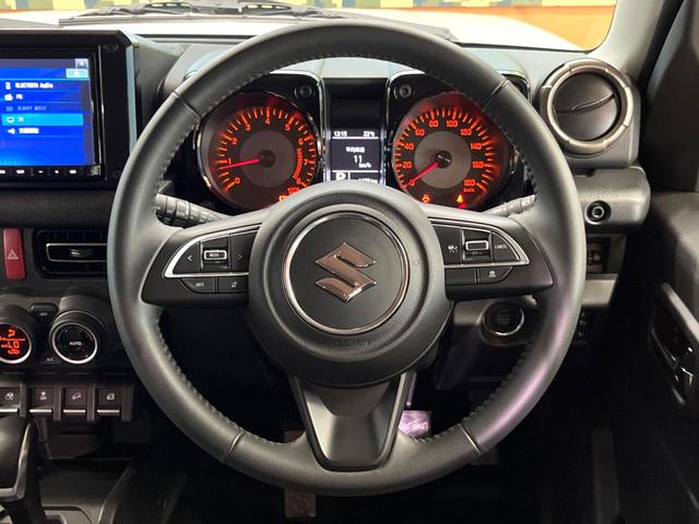 ジムニーノマド ＦＣ　禁煙車　純正８型ナビ　バックカメラ　セーフティサポート　レーダークルーズ　シートヒーター　ＬＥＤヘッド　ダウンヒルアシスト　コーナーセンサー　横滑防止装置　アイドリングストップ　純正１５アルミ　ＥＴＣ（62枚目）