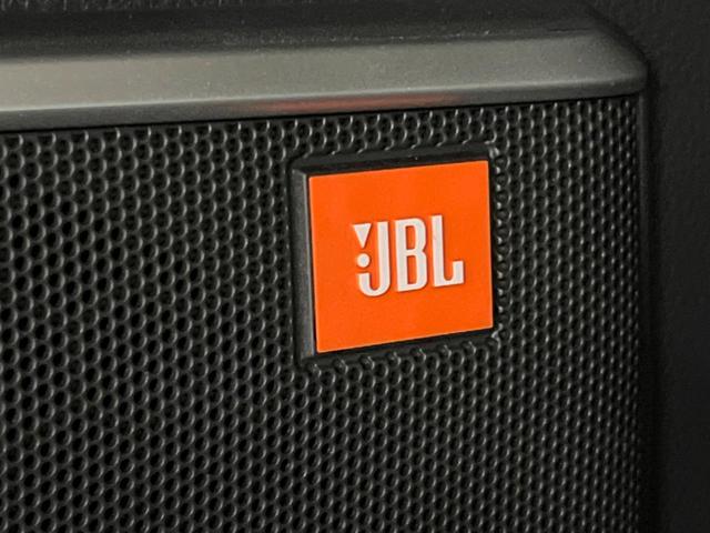 ハリアー Ｚ　レザーパッケージ　禁煙車　ＴＲＤエアロ　ＪＢＬサウンド　１２型ナビフルセグ　全周囲カメラ　レーダークルーズ　ブラインドスポットモニター　オートハイビーム　電動リアゲート　シートベンチレーション　デジタルミラー　ＥＴＣ（4枚目）