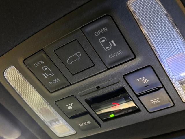 ヴォクシー ハイブリッドＳ－Ｚ　禁煙車　快適利便パック　モデリスタグリル　フリップダウン　純正１０型ナビ　全周囲カメラ　レーダークルーズ　両側電動ドア　電動リアゲート　ＬＥＤヘッド　オートハイビーム　ハーフレザーシート　ＥＴＣ（7枚目）