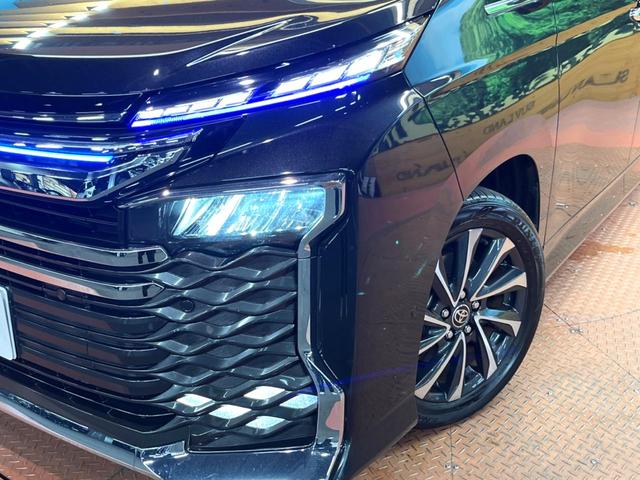 ヴォクシー ハイブリッドＳ－Ｚ　禁煙車　快適利便パック　モデリスタグリル　フリップダウン　純正１０型ナビ　全周囲カメラ　レーダークルーズ　両側電動ドア　電動リアゲート　ＬＥＤヘッド　オートハイビーム　ハーフレザーシート　ＥＴＣ（15枚目）