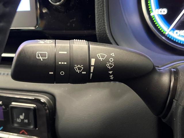 ヴォクシー ハイブリッドＳ－Ｚ　禁煙車　快適利便パック　モデリスタグリル　フリップダウン　純正１０型ナビ　全周囲カメラ　レーダークルーズ　両側電動ドア　電動リアゲート　ＬＥＤヘッド　オートハイビーム　ハーフレザーシート　ＥＴＣ（39枚目）