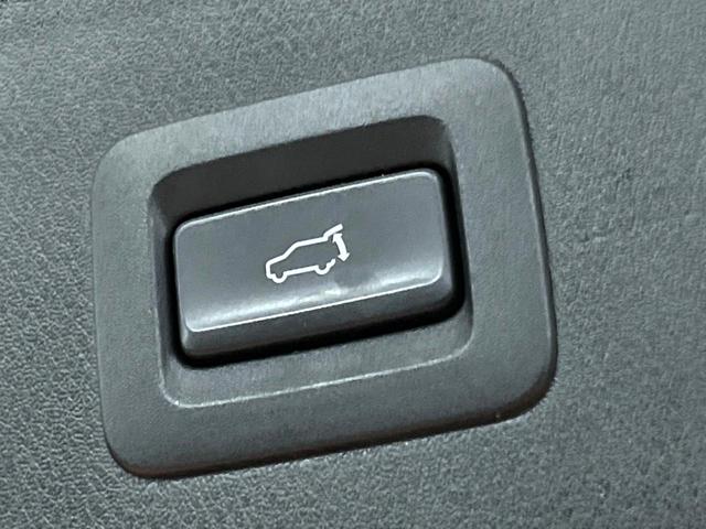 ＣＸ－５ ２５Ｔ　エクスクルーシブモード　禁煙　ＢＯＳＥサウンド　純正８型ナビ　全周囲カメラ　ブラインドスポットモニター　レーダークルーズ　黒革　メモリーシート　シートベンチレーション　電動リアゲート　ＬＥＤヘッド　純正１９アルミ　ＥＴＣ（11枚目）