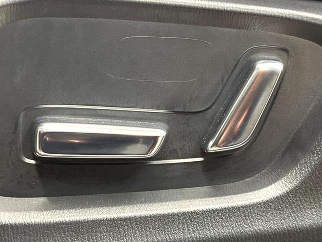 ＣＸ－５ ２５Ｔ　エクスクルーシブモード　禁煙　ＢＯＳＥサウンド　純正８型ナビ　全周囲カメラ　ブラインドスポットモニター　レーダークルーズ　黒革　メモリーシート　シートベンチレーション　電動リアゲート　ＬＥＤヘッド　純正１９アルミ　ＥＴＣ（26枚目）