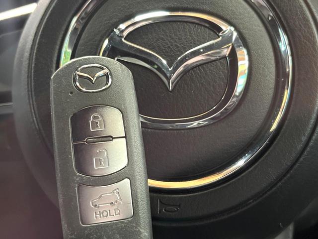 ＣＸ－５ ２５Ｔ　エクスクルーシブモード　禁煙　ＢＯＳＥサウンド　純正８型ナビ　全周囲カメラ　ブラインドスポットモニター　レーダークルーズ　黒革　メモリーシート　シートベンチレーション　電動リアゲート　ＬＥＤヘッド　純正１９アルミ　ＥＴＣ（42枚目）