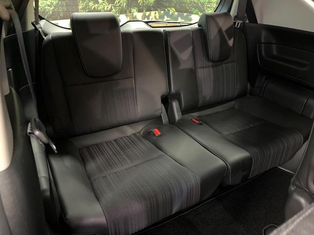 フリード G SDナビ バックカメラ 電動パワースライド ハーフレザー アイドリングストップ 車線逸脱警報 LEDヘッド オートライト ETC オートエアコン 純正15アルミ アイドリングストップ 横滑り防止装置(12枚目)