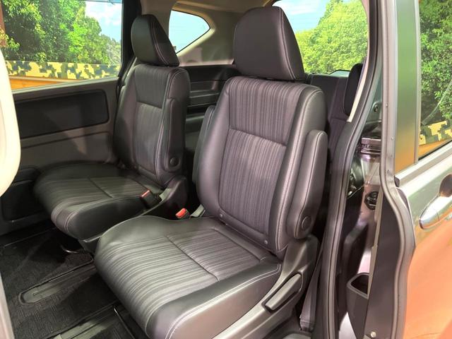 フリード G SDナビ バックカメラ 電動パワースライド ハーフレザー アイドリングストップ 車線逸脱警報 LEDヘッド オートライト ETC オートエアコン 純正15アルミ アイドリングストップ 横滑り防止装置(23枚目)