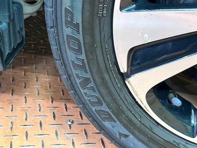 フリード G SDナビ バックカメラ 電動パワースライド ハーフレザー アイドリングストップ 車線逸脱警報 LEDヘッド オートライト ETC オートエアコン 純正15アルミ アイドリングストップ 横滑り防止装置(30枚目)