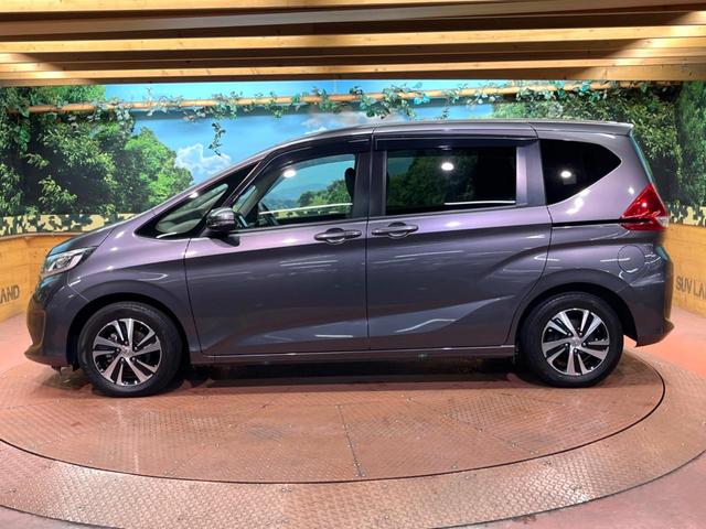 フリード G SDナビ バックカメラ 電動パワースライド ハーフレザー アイドリングストップ 車線逸脱警報 LEDヘッド オートライト ETC オートエアコン 純正15アルミ アイドリングストップ 横滑り防止装置(45枚目)