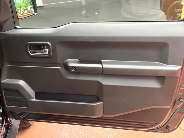 ジムニーシエラ ＪＣ　禁煙　８型ＳＤナビ　セーフティサポート　クルコン　シートヒーター　ＬＥＤヘッド　オートライト　フォグランプ　ダウンヒルアシスト　アイドリングストップ　純正１５アルミ　ＥＴＣ　スマートキー（28枚目）