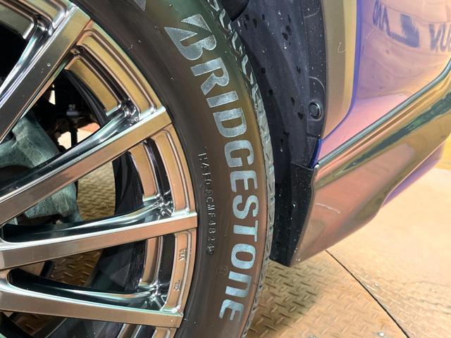 NX NX300h Fスポーツ 4WD 禁煙 パノラマルーフ TRDエアロ 10型ナビ 全周囲カメラ レーダークルーズ ブラインドスポットモニター 電動リアゲート 黒革 シートベンチレーション 三眼LEDヘッド 純19アルミ ETC(24枚目)