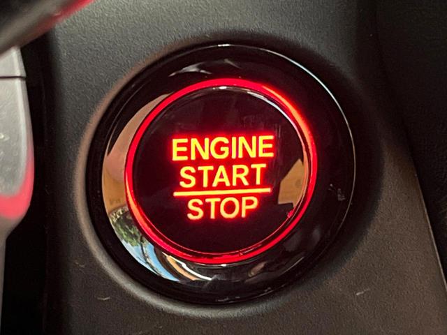 ZR-V X 禁煙 純正9型ナビ 全周囲カメラ ホンダセンシング ブラインドスポットモニター レーダークルーズ 電動リアゲート ハーフレザー LEDヘッド オートライト クリアランスソナー 純正18アルミ ETC(29枚目)
