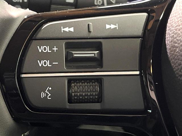 ZR-V X 禁煙 純正9型ナビ 全周囲カメラ ホンダセンシング ブラインドスポットモニター レーダークルーズ 電動リアゲート ハーフレザー LEDヘッド オートライト クリアランスソナー 純正18アルミ ETC(33枚目)