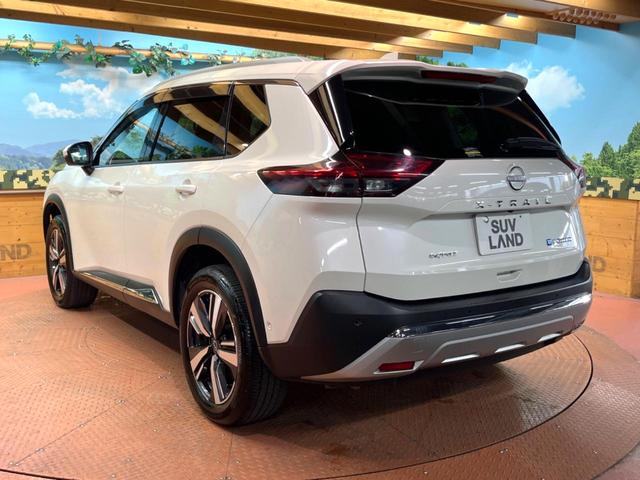 エクストレイル G e-4ORCE 4WD 禁煙 純正12型ナビ 全周囲カメラ 後方車輛検知 プロパイロット デジタルミラー 電動リアゲート メモリーシート シートヒーター LEDヘッド クリアランスソナー ETC 純正19アルミ(61枚目)