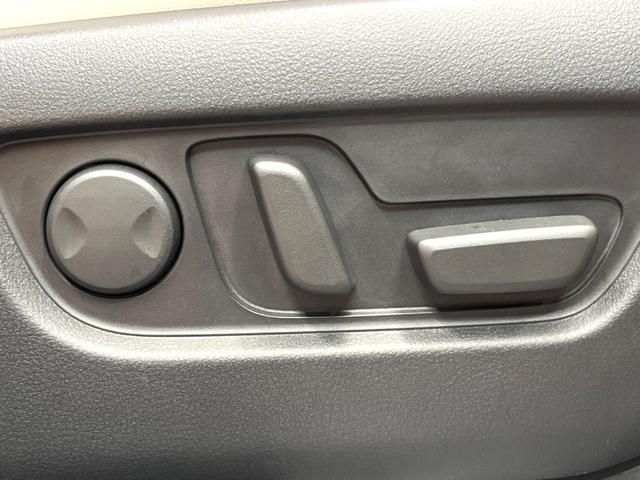 CX-60 XD エクスクルーシブモード 禁煙 サンルーフ BOSEサウンド 純正12型ナビ 全周囲カメラ ブラインドスポットモニター レーダークルーズ 白革 メモリーシート シートベンチレーション 電動リアゲート LEDヘッド ETC(34枚目)