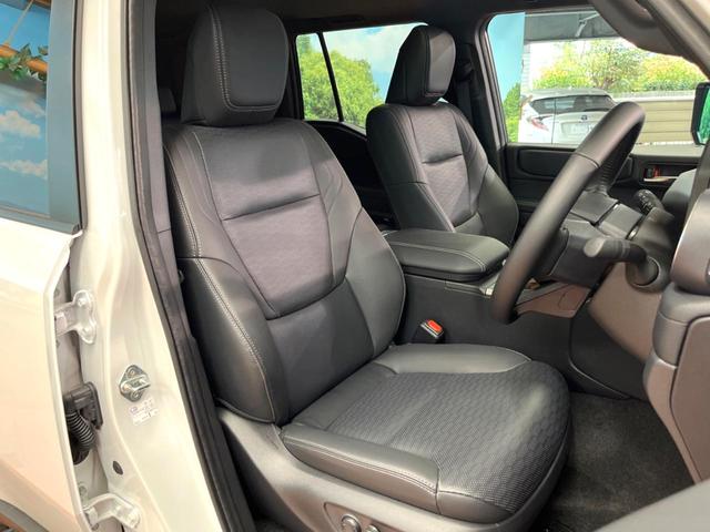 ランドクルーザー250 VX サンルーフ 丸目LEDヘッド 純正12型ナビ 全周囲カメラ ブラインドスポットモニター デジタルミラー レーダークルーズ 電動リアゲート 黒革 シートベンチレーション 純正18アルミ ETC(11枚目)