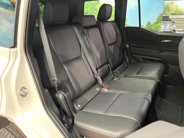 ランドクルーザー250 VX サンルーフ 丸目LEDヘッド 純正12型ナビ 全周囲カメラ ブラインドスポットモニター デジタルミラー レーダークルーズ 電動リアゲート 黒革 シートベンチレーション 純正18アルミ ETC(12枚目)