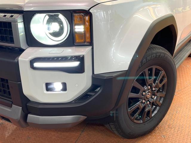 ランドクルーザー250 VX サンルーフ 丸目LEDヘッド 純正12型ナビ 全周囲カメラ ブラインドスポットモニター デジタルミラー レーダークルーズ 電動リアゲート 黒革 シートベンチレーション 純正18アルミ ETC(15枚目)