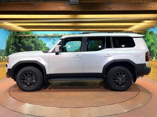 ランドクルーザー250 VX サンルーフ 丸目LEDヘッド 純正12型ナビ 全周囲カメラ ブラインドスポットモニター デジタルミラー レーダークルーズ 電動リアゲート 黒革 シートベンチレーション 純正18アルミ ETC(57枚目)