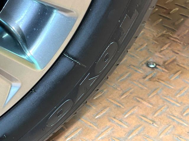 アルファード ２．５Ｓ　タイプゴールドＩＩＩ　禁煙　サンルーフ　フリップダウン　純正９型ディスプレイ　バックカメラ　ブラインドスポットモニター　レーダークルーズ　電動リアゲート　両側電動ドア　三眼ＬＥＤヘッド　純正１８アルミ　ＥＴＣ（31枚目）