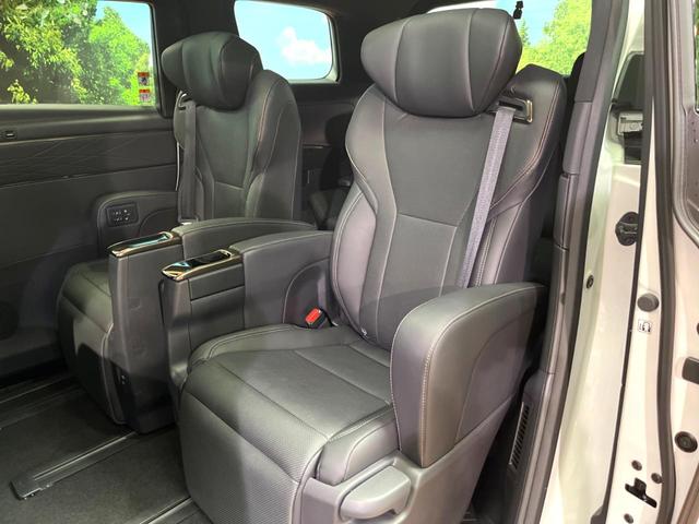 アルファード Z 禁煙 ガラスルーフ ユニバーサルステップ フリップダウン 純正14型ナビ 全周囲カメラ ブラインドスポットモニター デジタルミラー レーダークルーズ 三眼LEDヘッド シートベンチレーション ETC(25枚目)