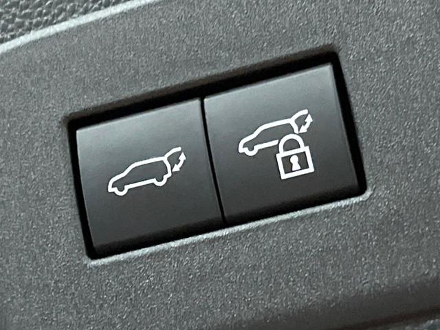 ランドクルーザー250 VX 禁煙 サンルーフ 12型ディスプレイオーディオ 全周囲カメラ レーダークルーズ ブラインドスポットモニター デジタルミラー パワーバックドア 本革シート ベンチレーション 丸目LEDヘッド ETC(11枚目)