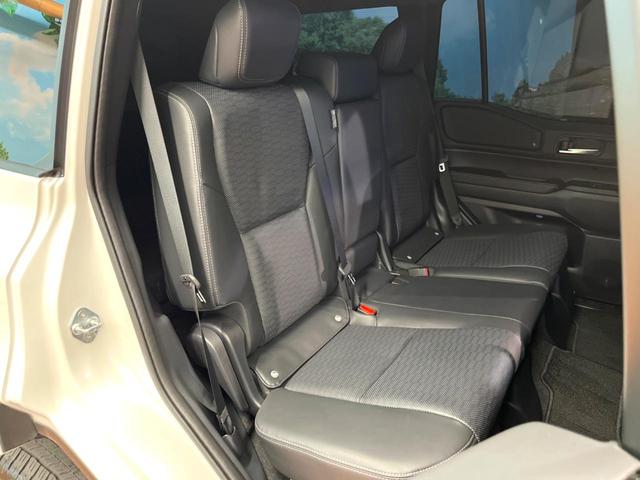 ランドクルーザー250 VX 禁煙 サンルーフ 12型ディスプレイオーディオ 全周囲カメラ レーダークルーズ ブラインドスポットモニター デジタルミラー パワーバックドア 本革シート ベンチレーション 丸目LEDヘッド ETC(13枚目)