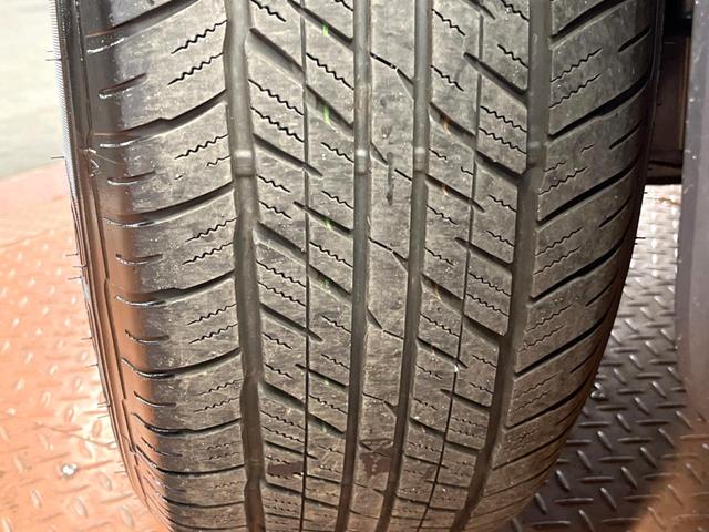 ランドクルーザー250 VX 禁煙 サンルーフ 12型ディスプレイオーディオ 全周囲カメラ レーダークルーズ ブラインドスポットモニター デジタルミラー パワーバックドア 本革シート ベンチレーション 丸目LEDヘッド ETC(29枚目)