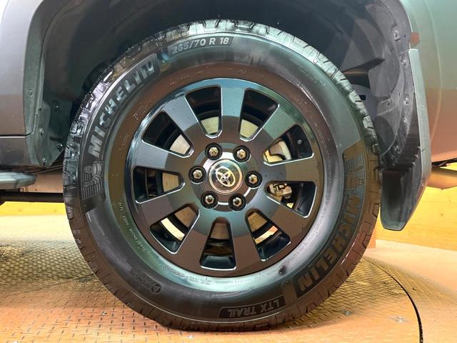 ランドクルーザー250 ZXファーストエディション 禁煙車 サンルーフ 12型ディスプレイオーディオ 全周囲カメラ レーダークルーズ ブラインドスポットモニター デジタルミラー 丸目LEDヘッド&フォグ 茶革 ベンチレーション パワーバックドア ETC(30枚目)