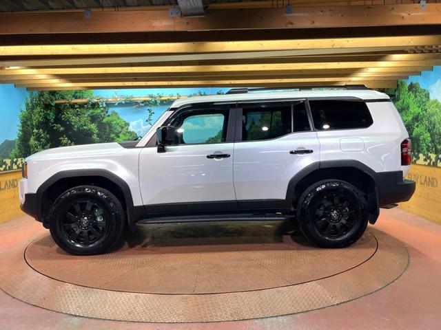 ランドクルーザー250 ZXファーストエディション 禁煙車 サンルーフ 12型ディスプレイオーディオ 全周囲カメラ レーダークルーズ ブラインドスポットモニター デジタルミラー 丸目LEDヘッド&フォグ 茶革 ベンチレーション パワーバックドア ETC(61枚目)