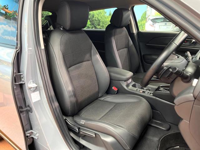 ヴェゼル e:HEV Z 純正SDナビ 全周囲カメラ レーダークルーズ 禁煙車 電動リアゲート ハーフレザーシート ドラレコ コーナーセンサー スマートキー LEDヘッド ETC2.0 車線逸脱警報 オートライト(11枚目)