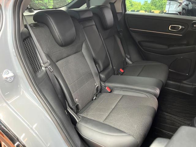 ヴェゼル e:HEV Z 純正SDナビ 全周囲カメラ レーダークルーズ 禁煙車 電動リアゲート ハーフレザーシート ドラレコ コーナーセンサー スマートキー LEDヘッド ETC2.0 車線逸脱警報 オートライト(12枚目)