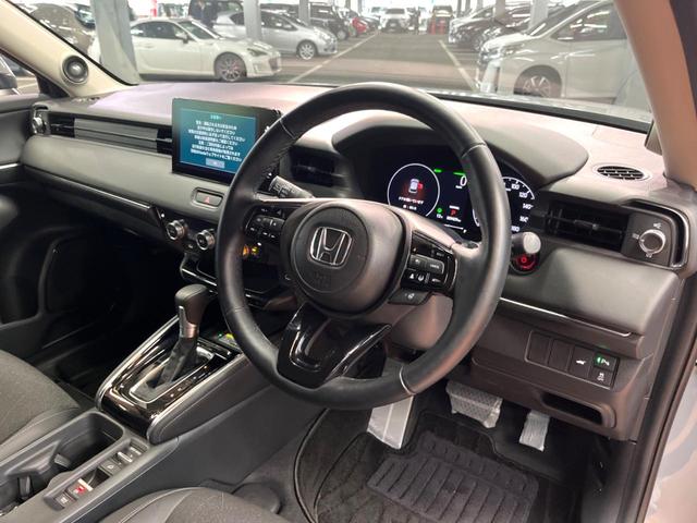 ヴェゼル e:HEV Z 純正SDナビ 全周囲カメラ レーダークルーズ 禁煙車 電動リアゲート ハーフレザーシート ドラレコ コーナーセンサー スマートキー LEDヘッド ETC2.0 車線逸脱警報 オートライト(29枚目)