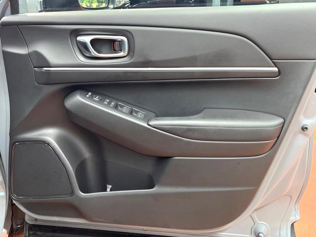 ヴェゼル e:HEV Z 純正SDナビ 全周囲カメラ レーダークルーズ 禁煙車 電動リアゲート ハーフレザーシート ドラレコ コーナーセンサー スマートキー LEDヘッド ETC2.0 車線逸脱警報 オートライト(57枚目)