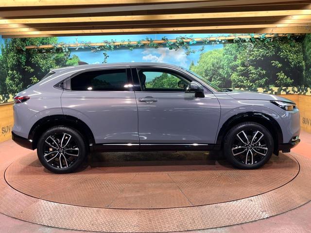 ヴェゼル e:HEV Z 純正SDナビ 全周囲カメラ レーダークルーズ 禁煙車 電動リアゲート ハーフレザーシート ドラレコ コーナーセンサー スマートキー LEDヘッド ETC2.0 車線逸脱警報 オートライト(61枚目)