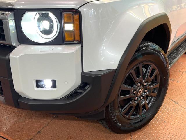 ランドクルーザー250 VX 禁煙車 サンルーフ 純正12型ナビ 全周囲カメラ レーダークルーズ ブラインドスポットモニター 丸目LEDヘッド オートハイビーム 黒革 ベンチレーション 電動リアゲート 純正18アルミ ETC(16枚目)