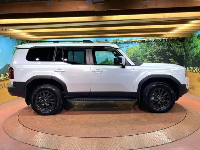 ランドクルーザー250 VX 禁煙車 サンルーフ 純正12型ナビ 全周囲カメラ レーダークルーズ ブラインドスポットモニター 丸目LEDヘッド オートハイビーム 黒革 ベンチレーション 電動リアゲート 純正18アルミ ETC(60枚目)