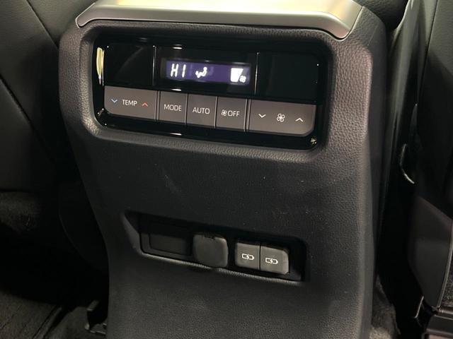 ランドクルーザー250 VX 禁煙車 サンルーフ 純正12型ナビ 全周囲カメラ レーダークルーズ ブラインドスポットモニター 丸目LEDヘッド オートハイビーム 黒革 ベンチレーション 電動リアゲート 純正18アルミ ETC(67枚目)