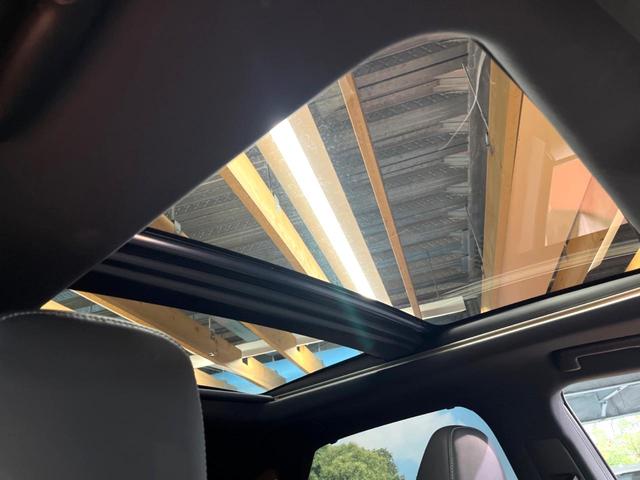 RX RX450h Fスポーツ 4WD 禁煙 パノラマルーフ 純正12型ナビ 全周囲カメラ ブラインドスポットモニター レーダークルーズ クリアランスソナー 電動リアゲート 三眼LEDヘッド 黒革 シートベンチレーション ETC(3枚目)