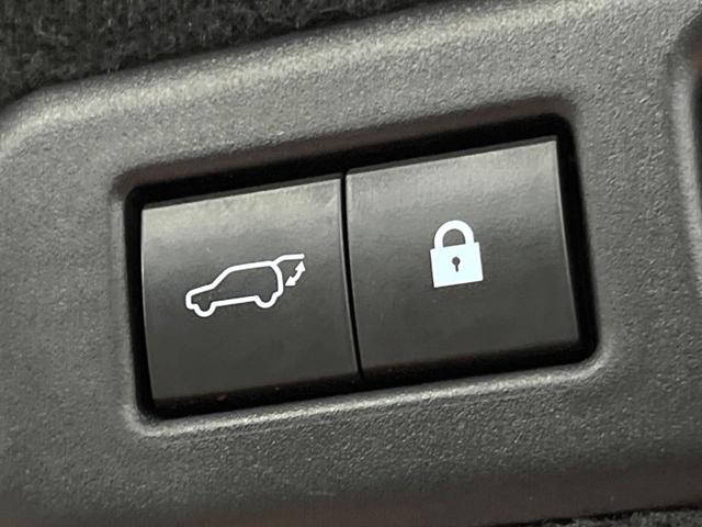 RX RX450h Fスポーツ 4WD 禁煙 パノラマルーフ 純正12型ナビ 全周囲カメラ ブラインドスポットモニター レーダークルーズ クリアランスソナー 電動リアゲート 三眼LEDヘッド 黒革 シートベンチレーション ETC(8枚目)