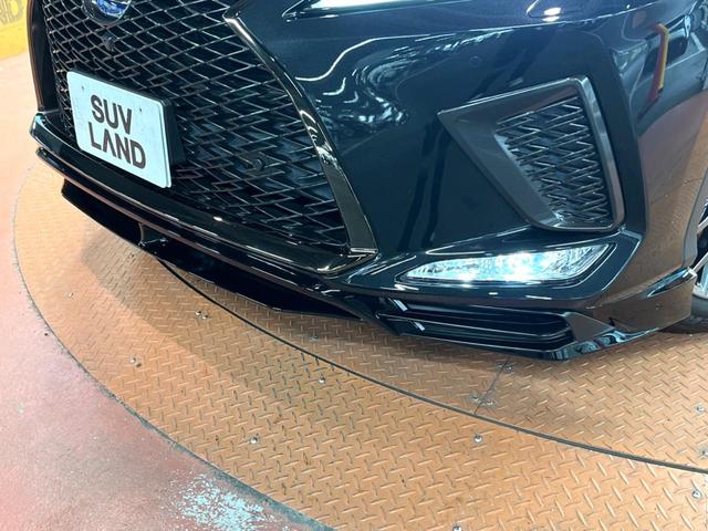 RX RX450h Fスポーツ 禁煙 パノラマルーフ TRDエアロ 純正12型ナビ 全周囲カメラ レーダークルーズ ブラインドスポットモニター オートハイビーム 赤革 シートベンチレーション 電動リアゲート 3眼LEDヘッド ETC(4枚目)