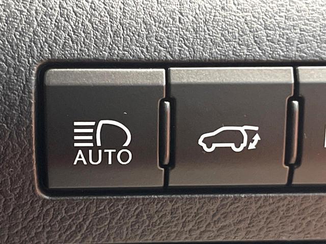 RX RX450h Fスポーツ 禁煙 パノラマルーフ TRDエアロ 純正12型ナビ 全周囲カメラ レーダークルーズ ブラインドスポットモニター オートハイビーム 赤革 シートベンチレーション 電動リアゲート 3眼LEDヘッド ETC(9枚目)