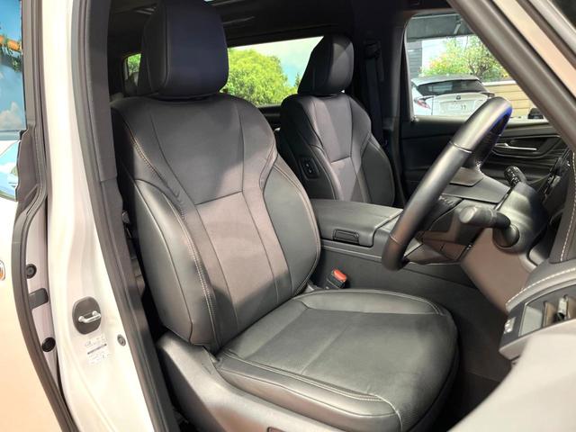 アルファード Ｚ　禁煙車　ガラスルーフ　モデリスタエアロ　ユニバーサルステップ　フリップダウン　純正１４型ナビ　全周囲カメラ　レーダークルーズ　ブラインドスポットモニター　デジタルミラー　三眼ＬＥＤヘッド　ＥＴＣ（12枚目）