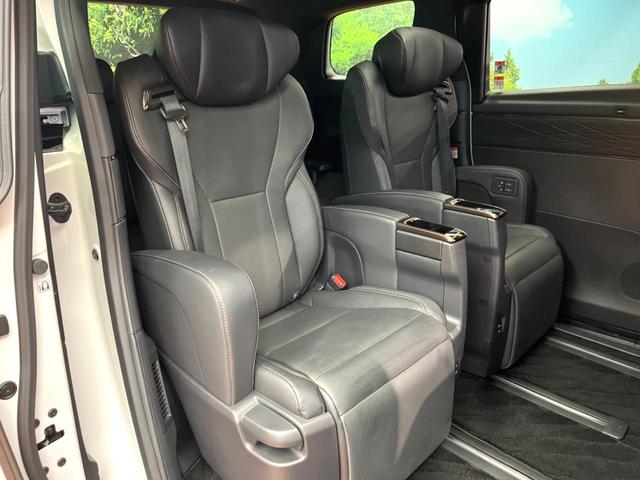 アルファード Ｚ　禁煙車　ガラスルーフ　モデリスタエアロ　ユニバーサルステップ　フリップダウン　純正１４型ナビ　全周囲カメラ　レーダークルーズ　ブラインドスポットモニター　デジタルミラー　三眼ＬＥＤヘッド　ＥＴＣ（13枚目）