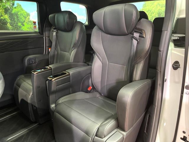 アルファード Ｚ　禁煙車　ガラスルーフ　モデリスタエアロ　ユニバーサルステップ　フリップダウン　純正１４型ナビ　全周囲カメラ　レーダークルーズ　ブラインドスポットモニター　デジタルミラー　三眼ＬＥＤヘッド　ＥＴＣ（31枚目）
